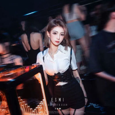 最新?lián)u滾舞曲大全dj