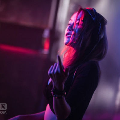 dj女生對口型老歌叫什么