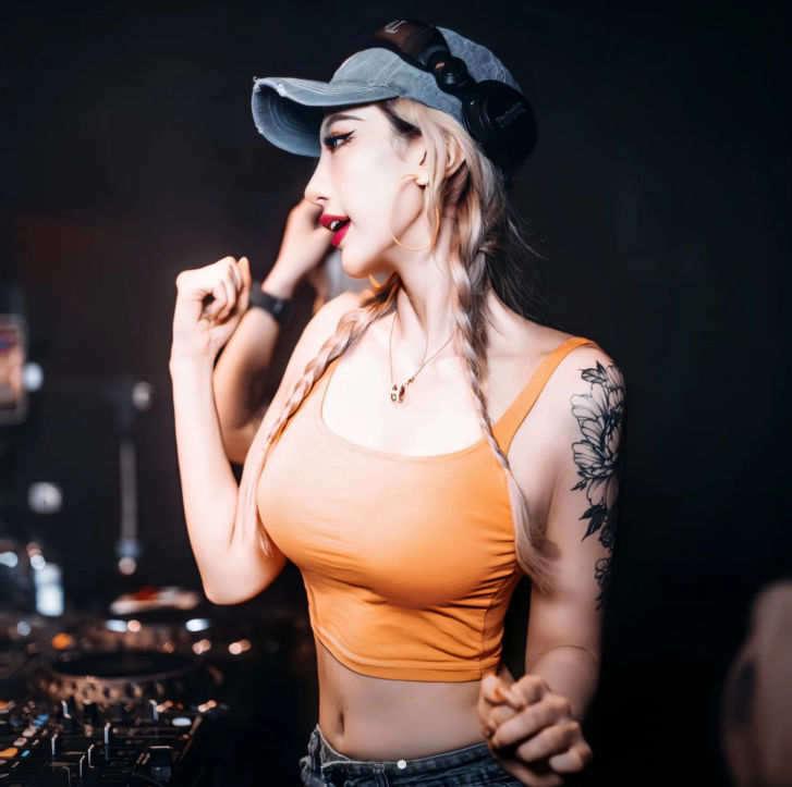 勁爆火熱DJ舞曲《白月光與朱砂痣》旋律優美動感，非常棒刺激夠嗨