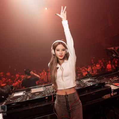 車載DJ歌曲大全5000首 - 先上DJ音樂網下載，暢享5000首車載音樂！